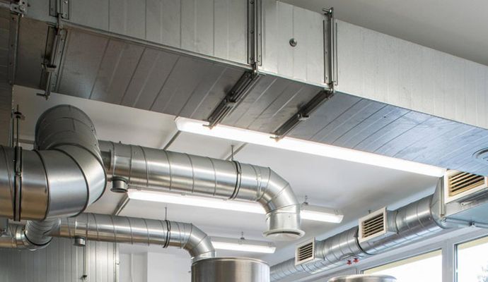 Duct system for smoke removal Industrial duct system used for removing smoke from indoor environment